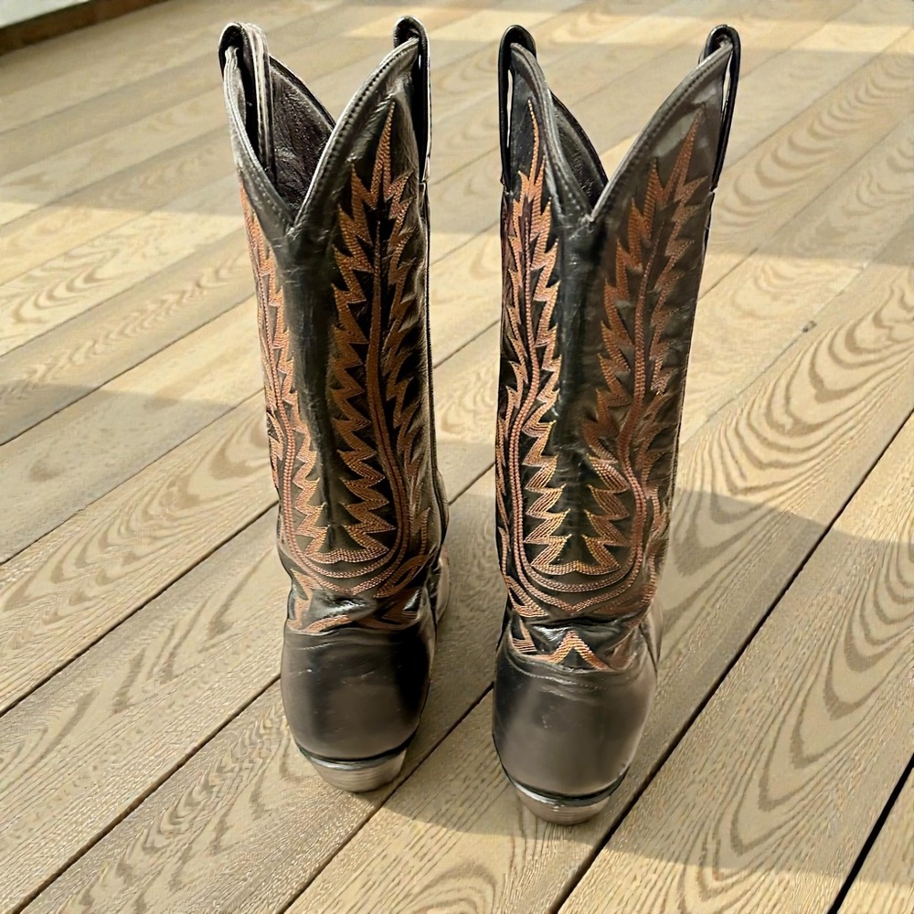 Tony Lama Black and Brown Leather Western Heeled Boots - Picture 3 of 7